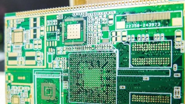 Industry Challenges: Why is Multilayer Bendable PCB Used?